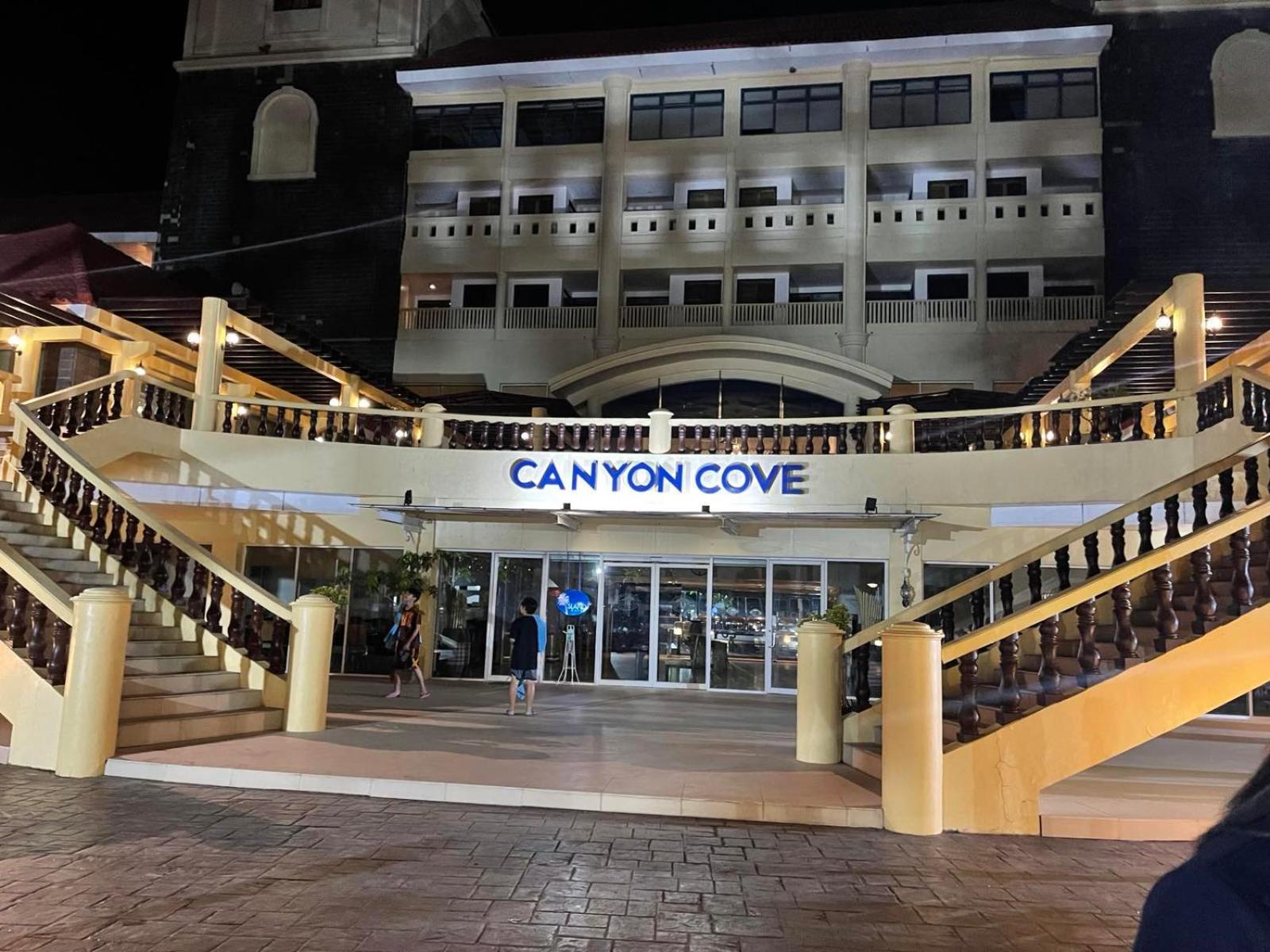 נסוגבו Canyon Cove Hotel And Spa מראה חיצוני תמונה